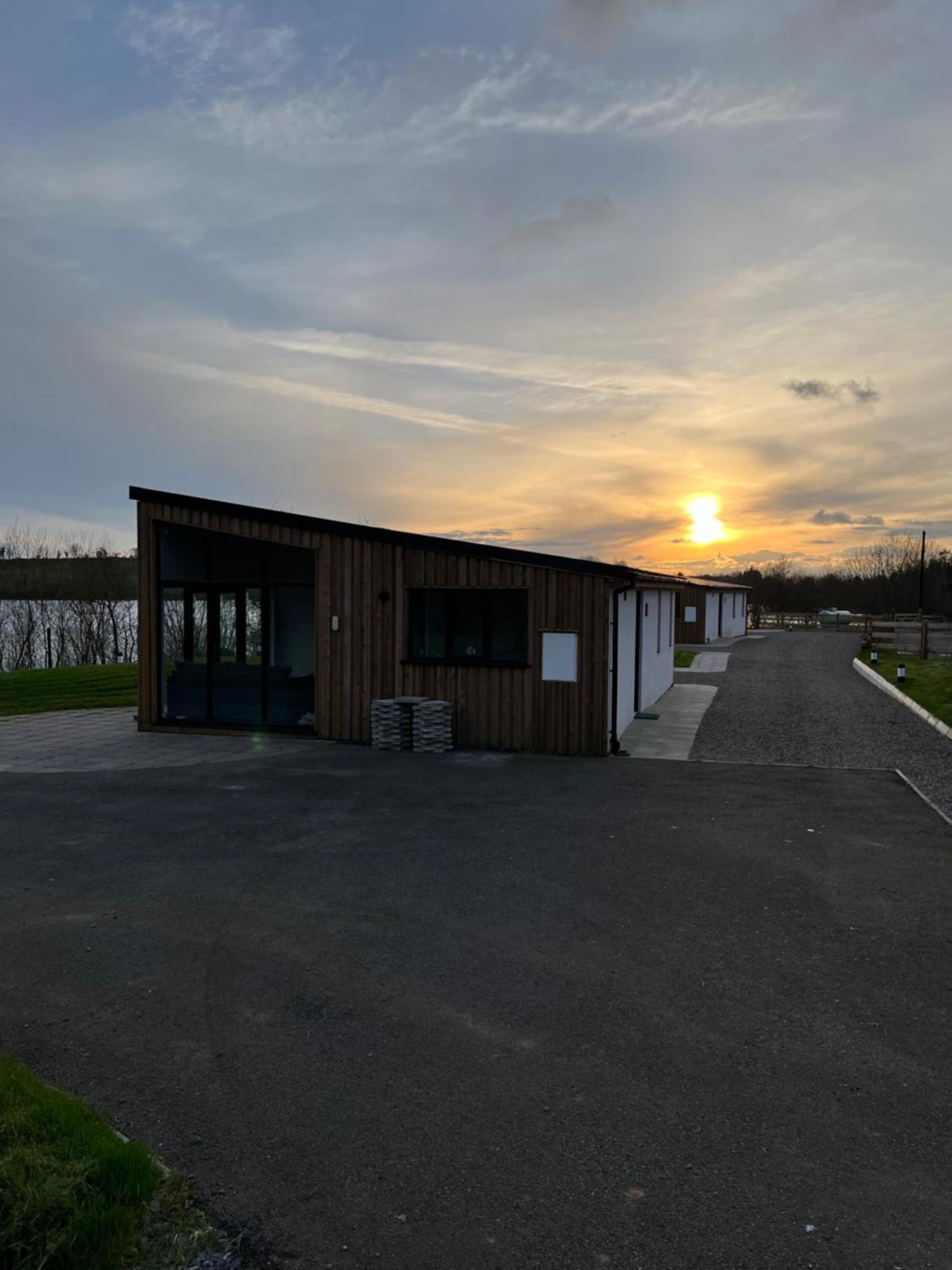Killyfole Lakeside Lodges Corranny Eksteriør billede